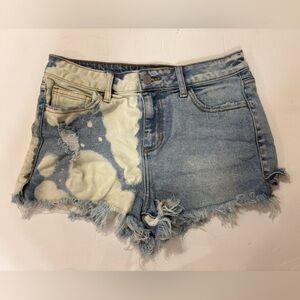Distressed cut-off shorts unique two-tone bleach wash frayed raw hem size medium